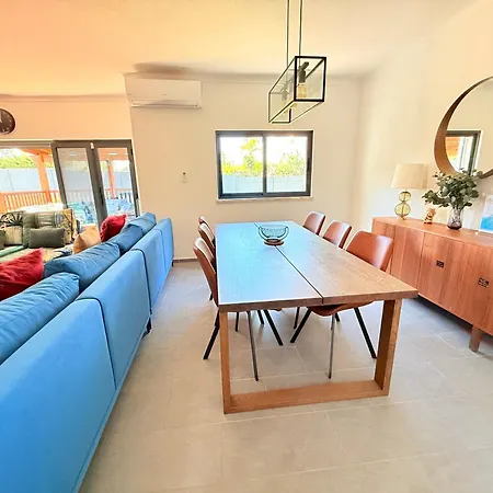 Casa Da Laranjeira- Serene 4bedroom 4bath Pool & Garden Villa, 10 Mins To Vilamoura Marina Villa Quarteira