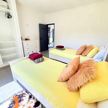 Casa Da Laranjeira- Serene 4bedroom 4bath Pool & Garden Villa, 10 Mins To Vilamoura Marina Villa