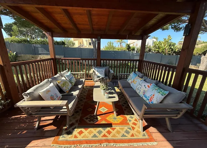 Villa Casa Da Laranjeira- Serene 4bedroom 4bath Pool & Garden Villa, 10 Mins To Vilamoura Marina Quarteira