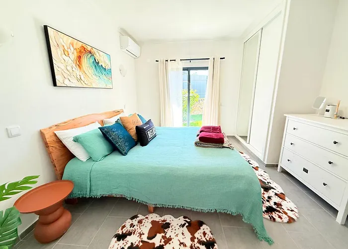 Villa Casa Da Laranjeira- Serene 4bedroom 4bath Pool & Garden Villa, 10 Mins To Vilamoura Marina Quarteira