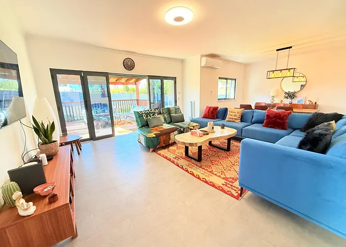 Casa Da Laranjeira- Serene 4bedroom 4bath Pool & Garden Villa, 10 Mins To Vilamoura Marina Villa *