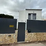 Casa Da Laranjeira- Serene 4bedroom 4bath Pool & Garden Villa, 10 Mins To Vilamoura Marina Villa Quarteira