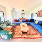Casa Da Laranjeira- Serene 4bedroom 4bath Pool & Garden Villa, 10 Mins To Vilamoura Marina *