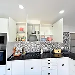 Casa Da Laranjeira- Serene 4bedroom 4bath Pool & Garden Villa, 10 Mins To Vilamoura Marina Villa Quarteira