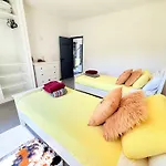 Casa Da Laranjeira- Serene 4bedroom 4bath Pool & Garden Villa, 10 Mins To Vilamoura Marina Villa