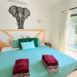 Casa Da Laranjeira- Serene 4bedroom 4bath Pool & Garden Villa, 10 Mins To Vilamoura Marina * Quarteira