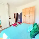 Villa Casa Da Laranjeira- Serene 4bedroom 4bath Pool & Garden Villa, 10 Mins To Vilamoura Marina *