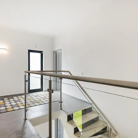 Oasis 4-bedroom Retreat With Pool In Vilamoura Villa *