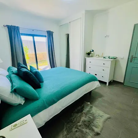 Villa Oasis 4-bedroom Retreat With Pool In Vilamoura
