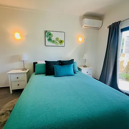 Oasis 4-bedroom Retreat With Pool In Vilamoura * Quarteira