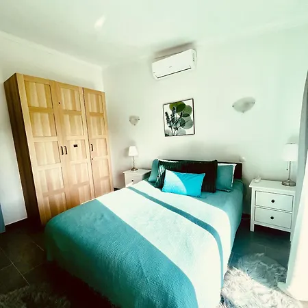 Oasis 4-bedroom Retreat With Pool In Vilamoura * Quarteira