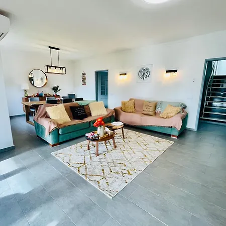 Oasis 4-bedroom Retreat With Pool In Vilamoura * Quarteira