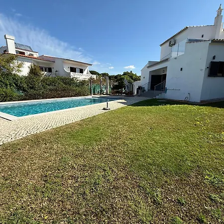 Casa Da Laranjeira- Serene 4bedroom 4bath Pool & Garden Villa, 10 Mins To Vilamoura Marina