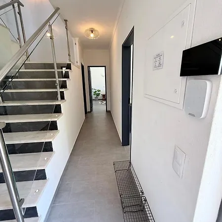 Casa Da Laranjeira- Serene 4bedroom 4bath Pool & Garden Villa, 10 Mins To Vilamoura Marina *