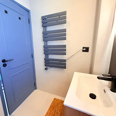 Casa Da Laranjeira- Serene 4bedroom 4bath Pool&garden Villa, 10 Mins To Vilamoura Marina Villa
