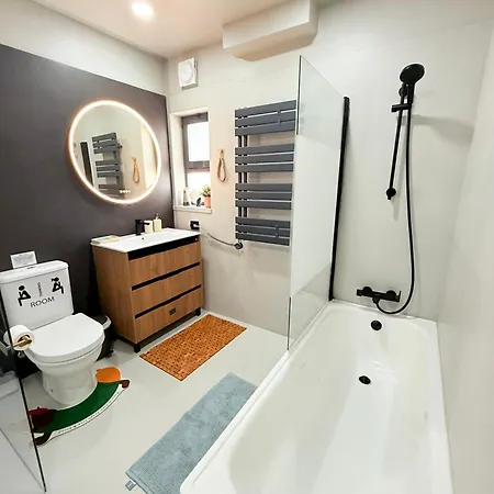 Вилла Casa Da Laranjeira- Serene 4bedroom 4bath Pool & Garden Villa, 10 Mins To Vilamoura Marina Картейра